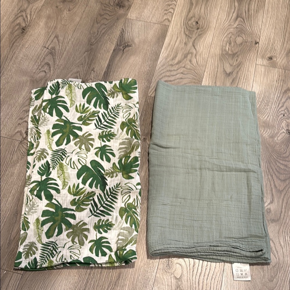 Green Leaf Print and Solid Green Swaddle Blankets